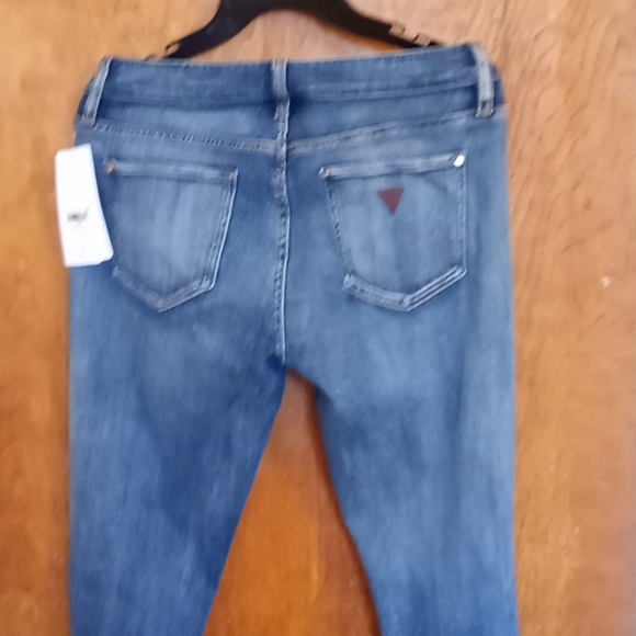 Blue jeans - Picture 2 of 4